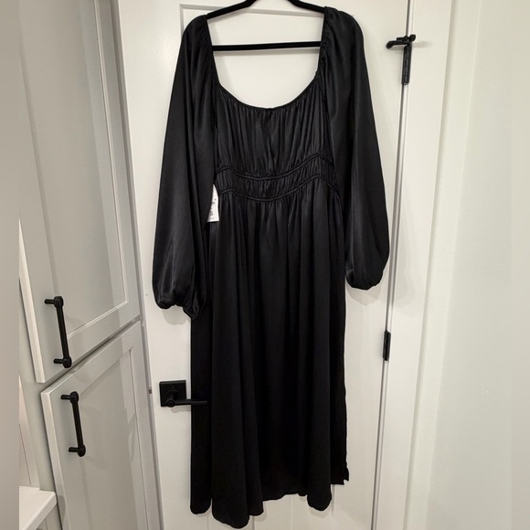 NWT ARULA Black Long Sleeve Dress - Picture 11 of 11